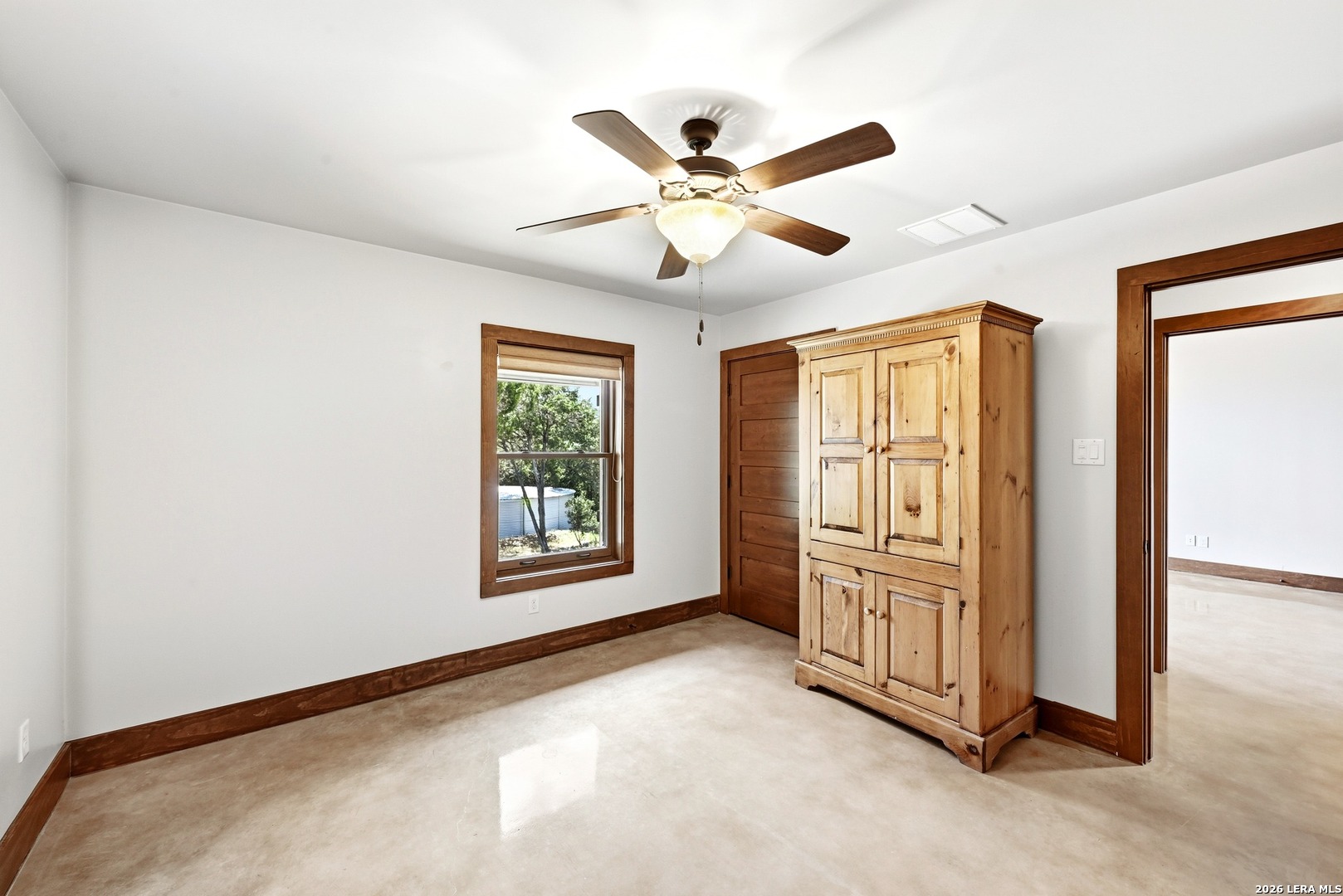 158 Condor, ,  78666 — photo 1