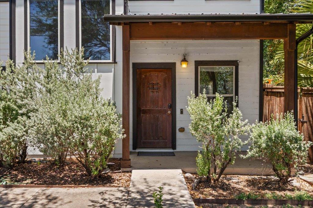 3304 5th, Austin, TX 78702 — photo 1