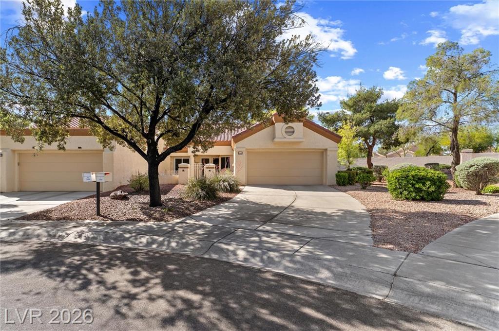 2400  Dove Valley Court, Las Vegas, NV 89134 — photo 1