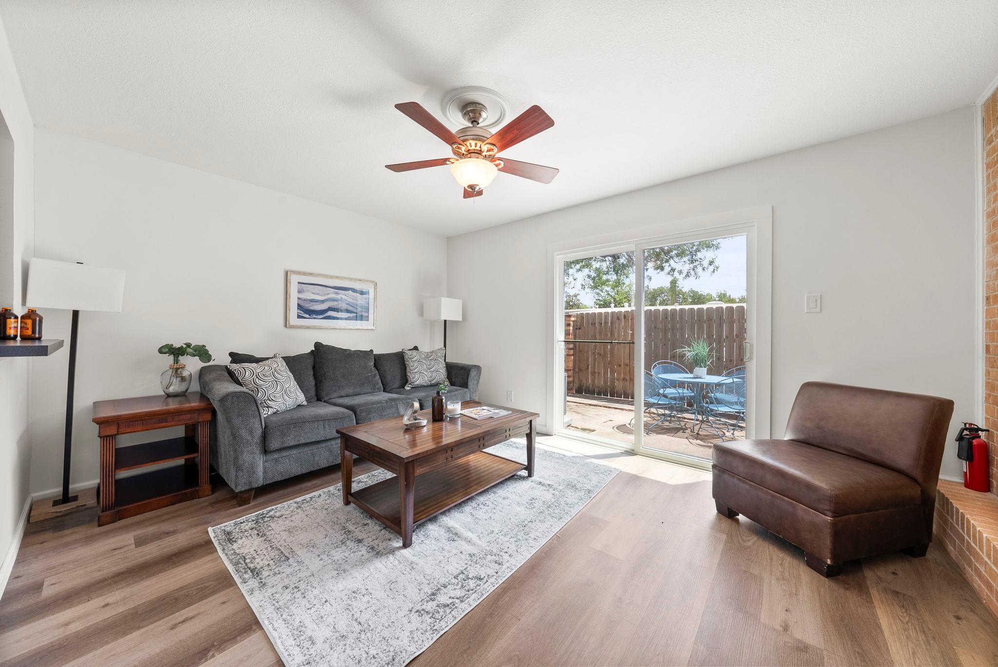 2300 Hancock, Austin, TX 78756 — photo 1