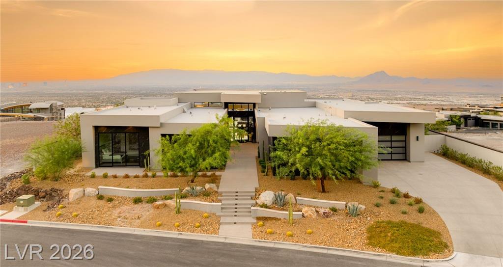 4 Chisel Crest Court, Henderson, NV 89012 — photo 1