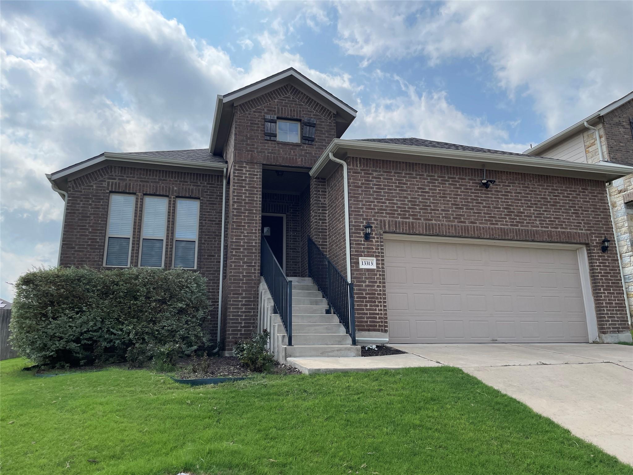 13313 Henneman