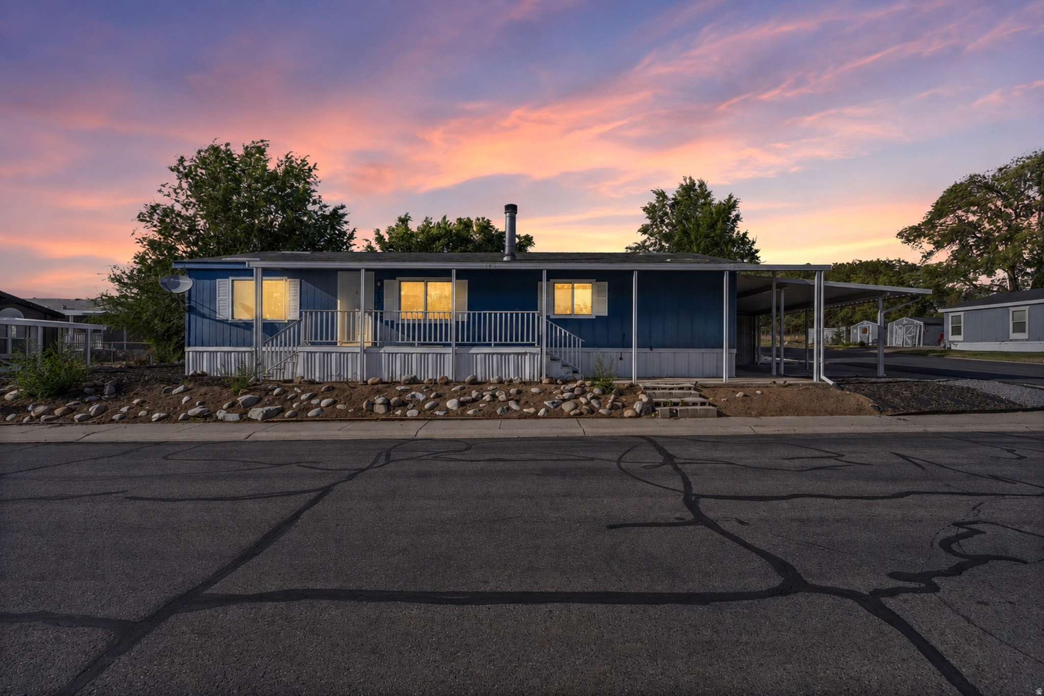 312 HARRIGER WAY, Layton, UT 84041 — photo 1