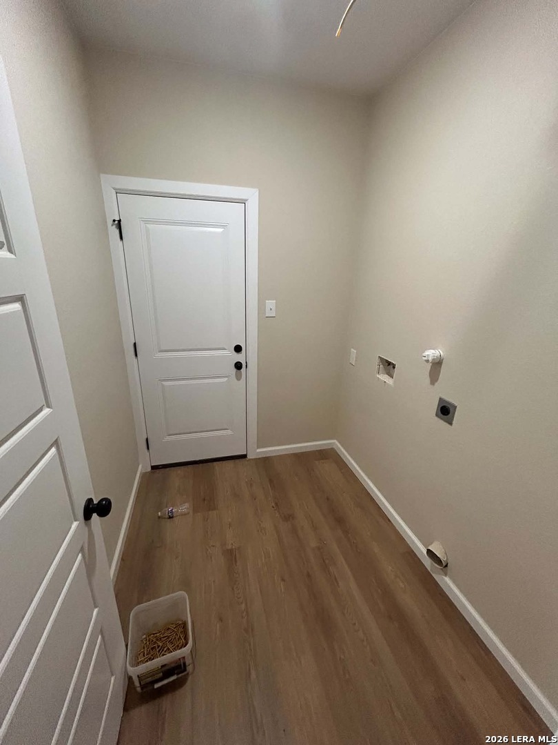 504 HICKORY ST, ,  78026 — photo 1