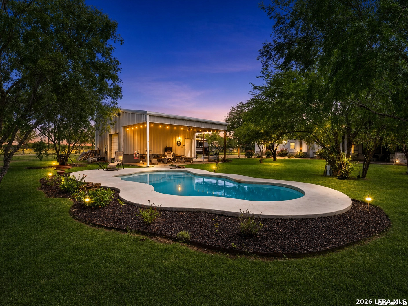 209 Gentle Breeze, Floresville, TX 78114 — photo 1