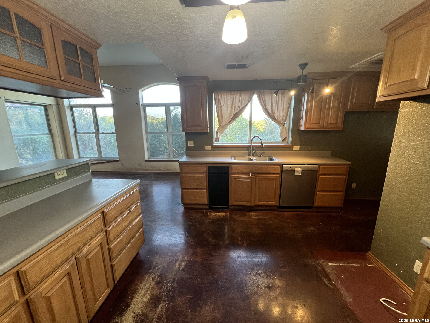 203 WINCHESTER DR, ,  78004 — photo 1