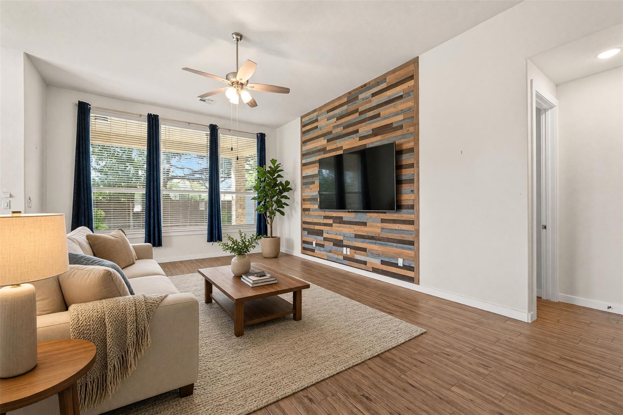 424 Teakmill Trl, San Marcos, TX 78666 — photo 1