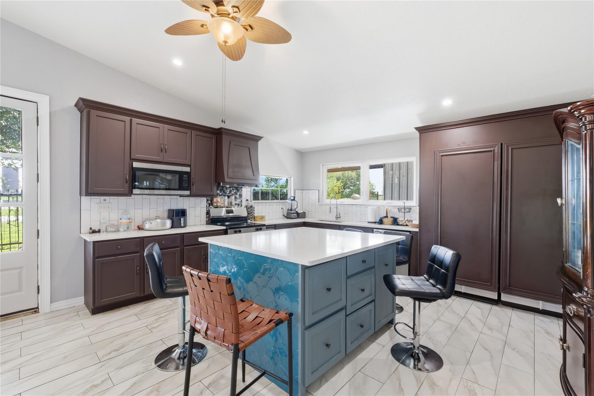 5716 Avenue C, Temple, TX 76501 — photo 1