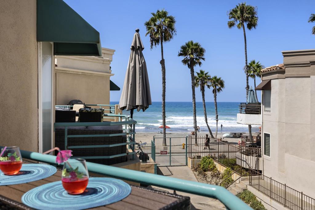 400 N The Strand 4, Oceanside, CA 92054 — photo 1