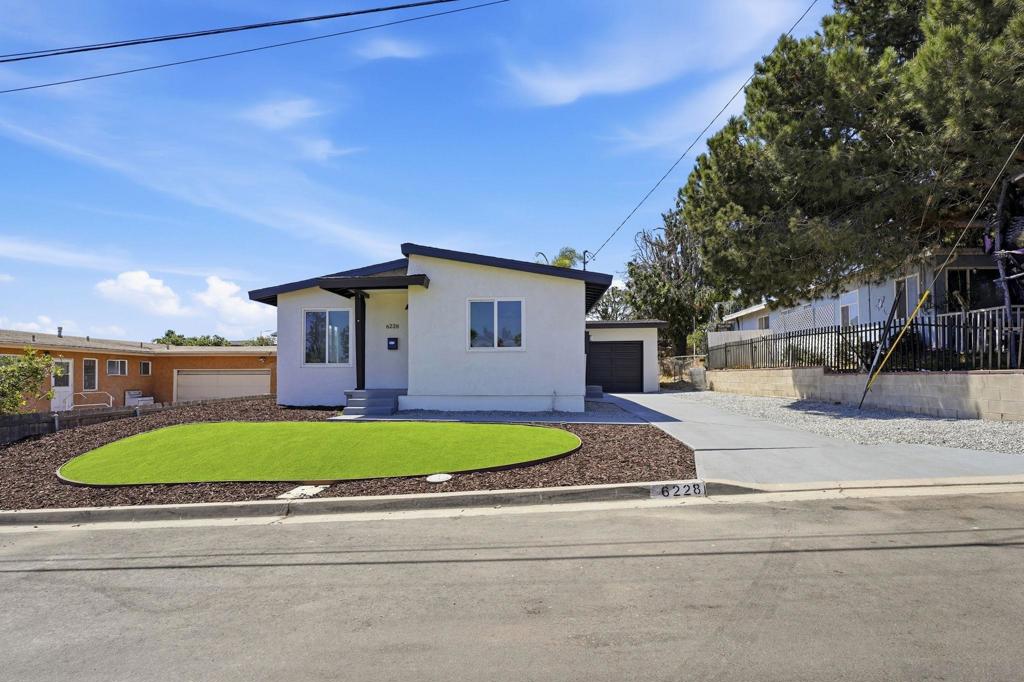 6228 Calle Pavana, San Diego, CA 92139 — photo 1
