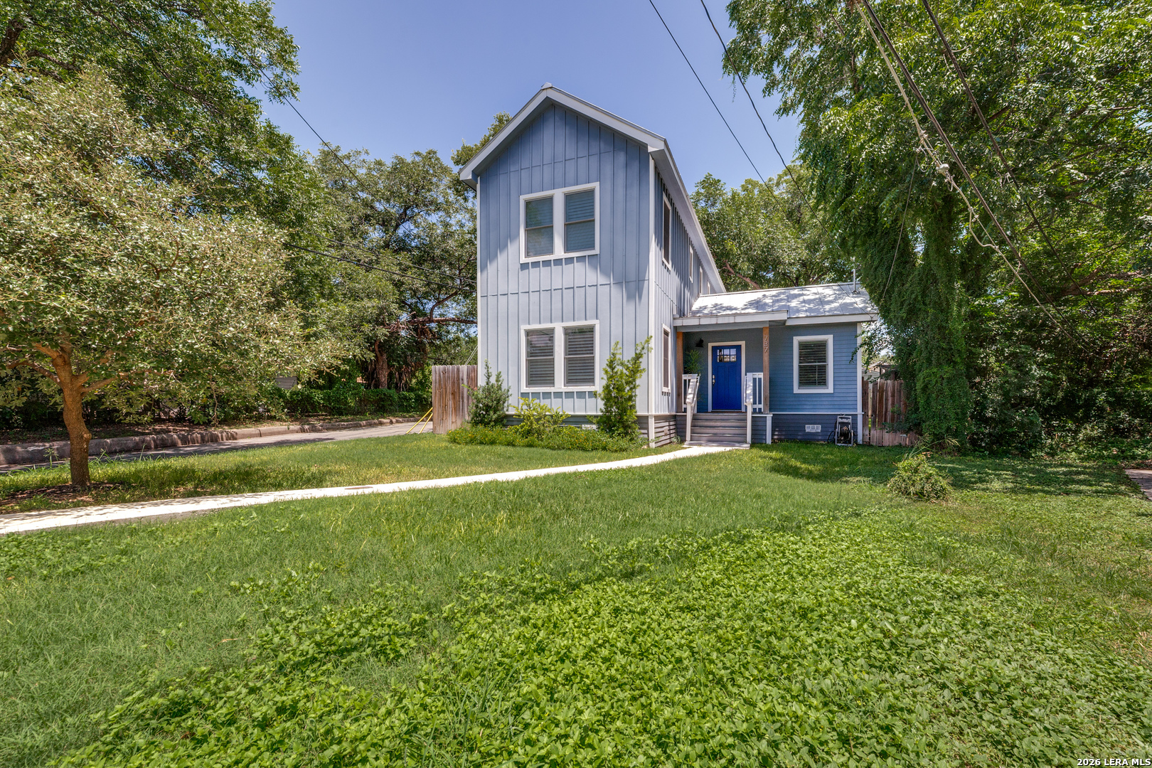 737 E MAGNOLIA AVE, San Antonio, TX 78212 — photo 1