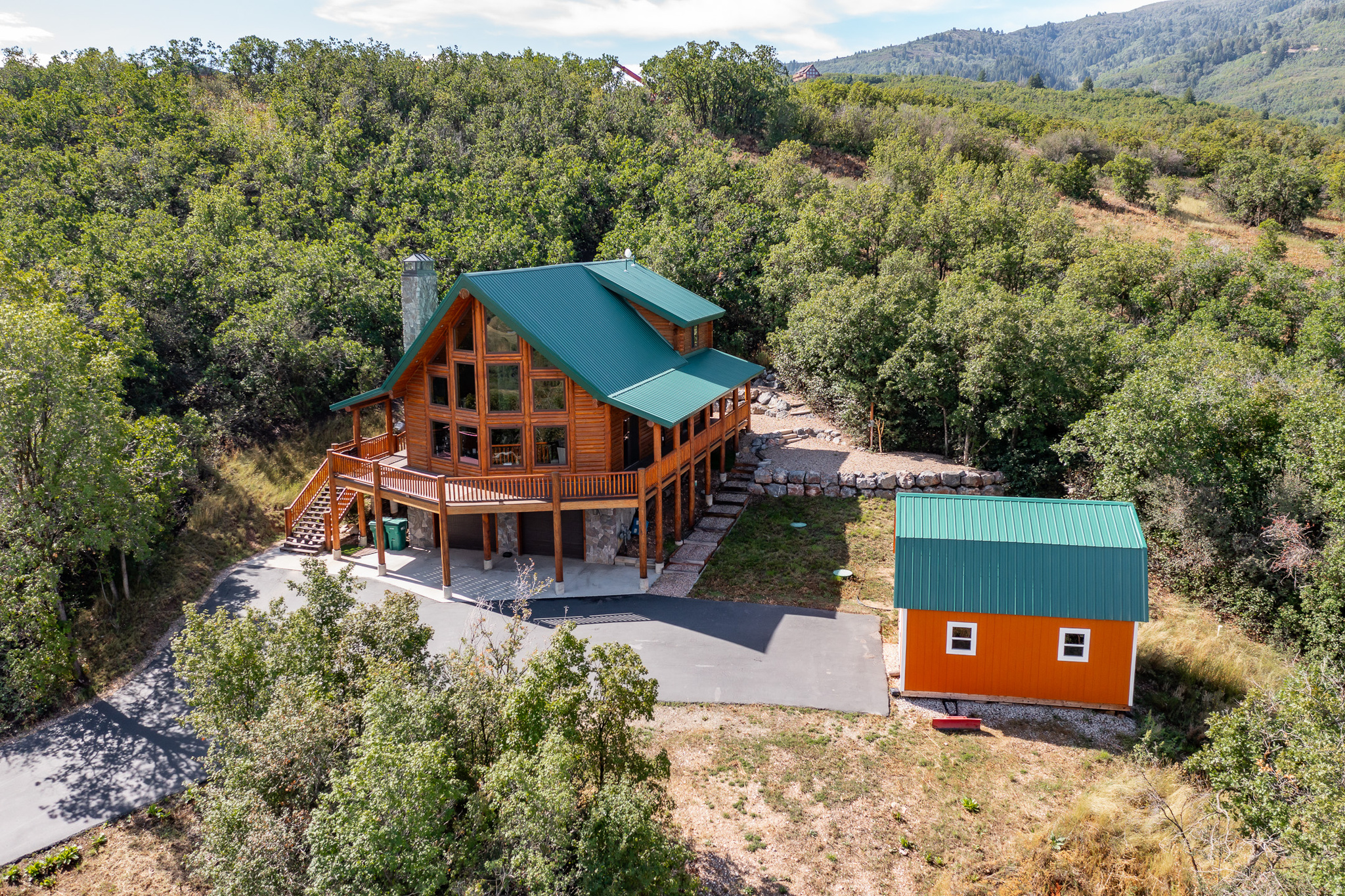 4033 E NORDIC VALLEY DR