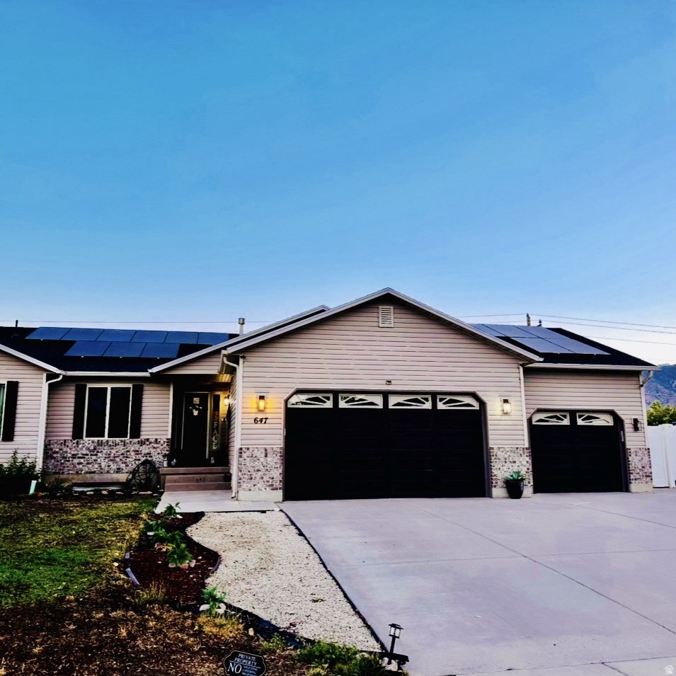 647 E 980 N, Tooele, UT 84074 — photo 1