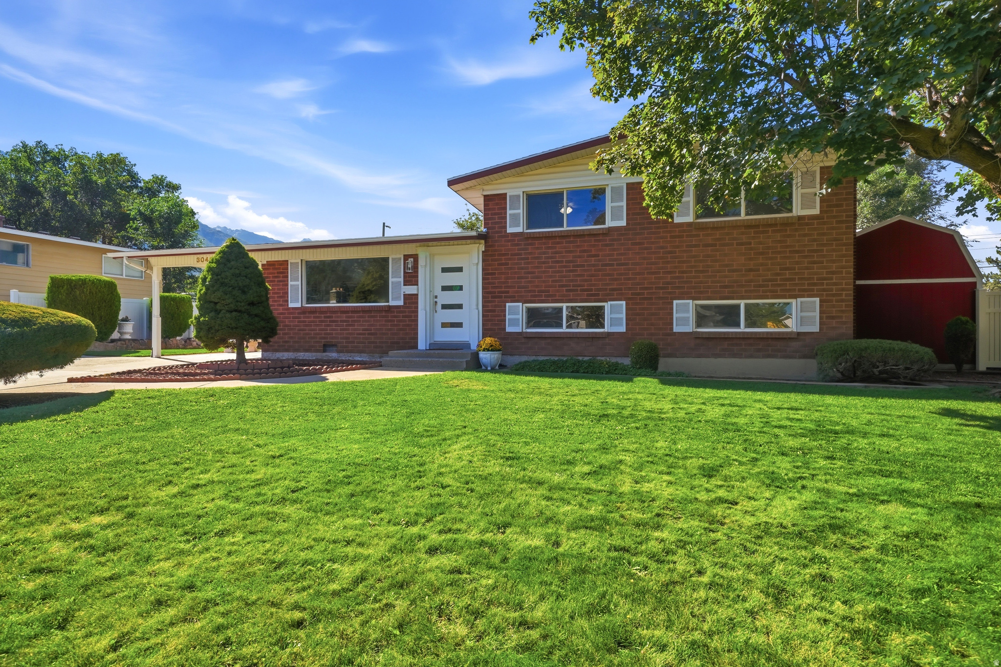 3046 E 7110 S, Cottonwood Heights, UT 84121 — photo 1