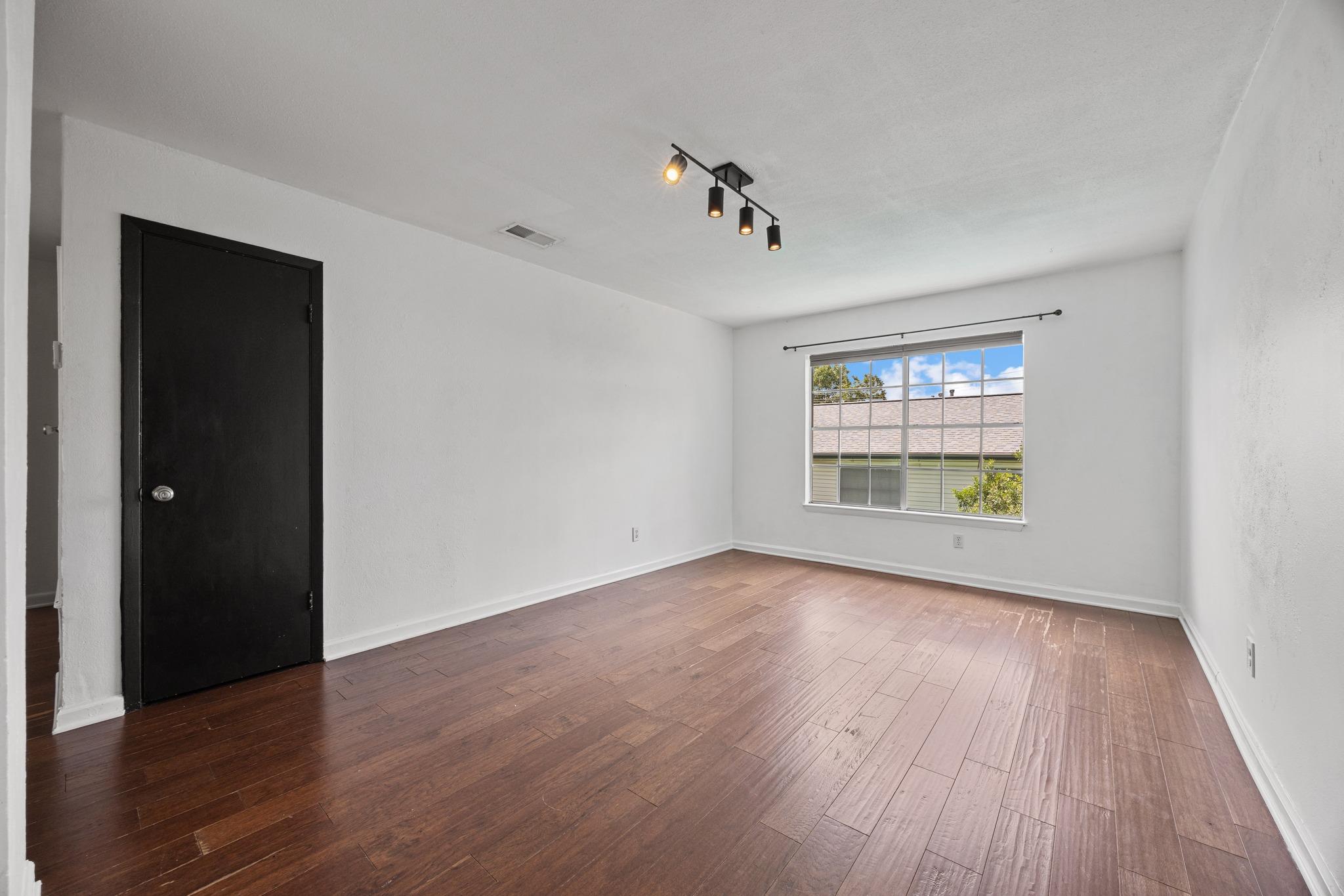 3902 Peterson, Austin, TX 78756 — photo 1