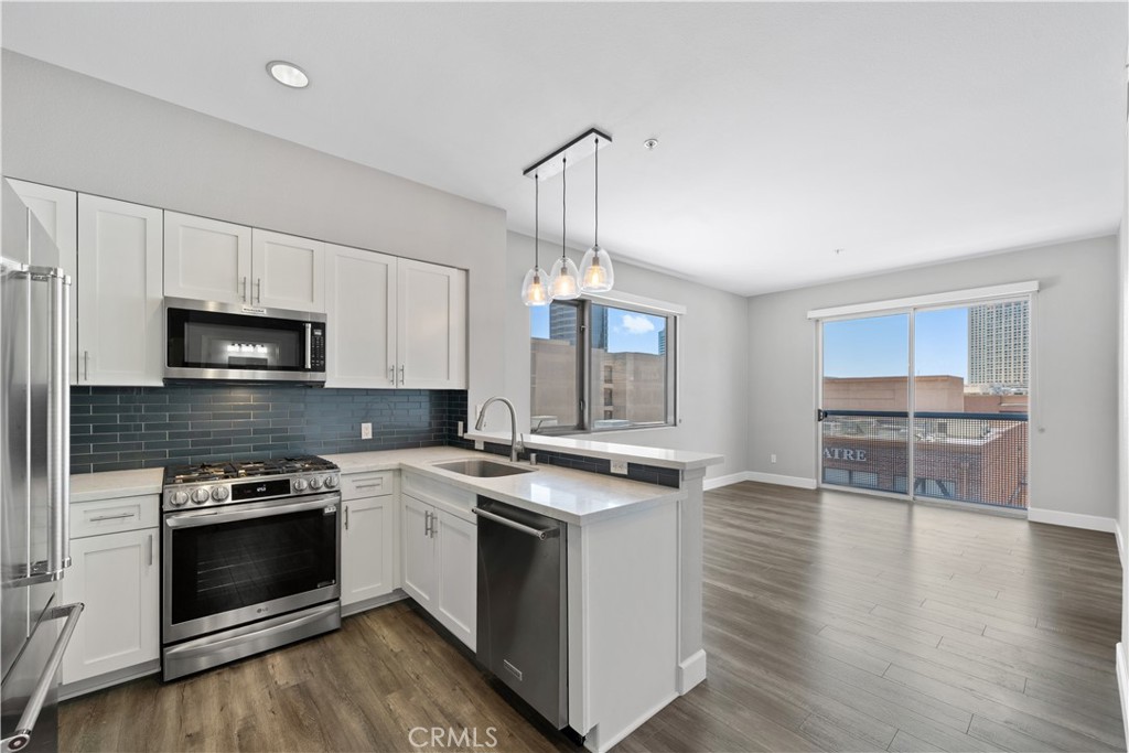 445 Island Avenue 501, San Diego, CA 92101 — photo 1
