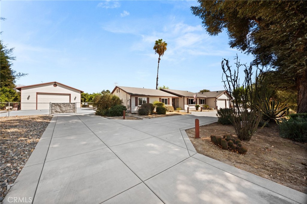 12283 Thomas Lane, Yucaipa, CA 92399 — photo 1