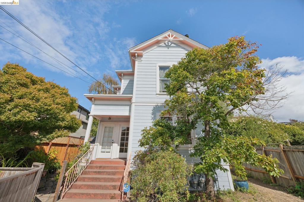 1711 Milvia A, Berkeley, CA 94709 — photo 1