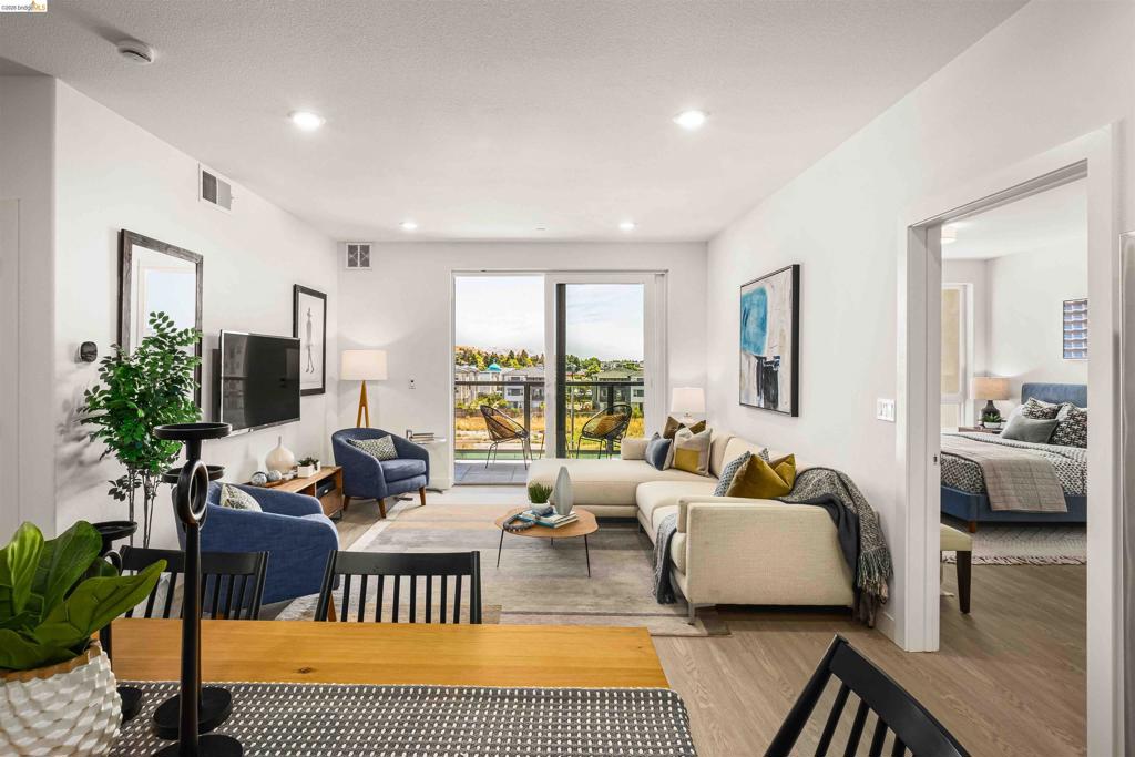 500 Somi Ct 404, Hayward, CA 94544 — photo 1