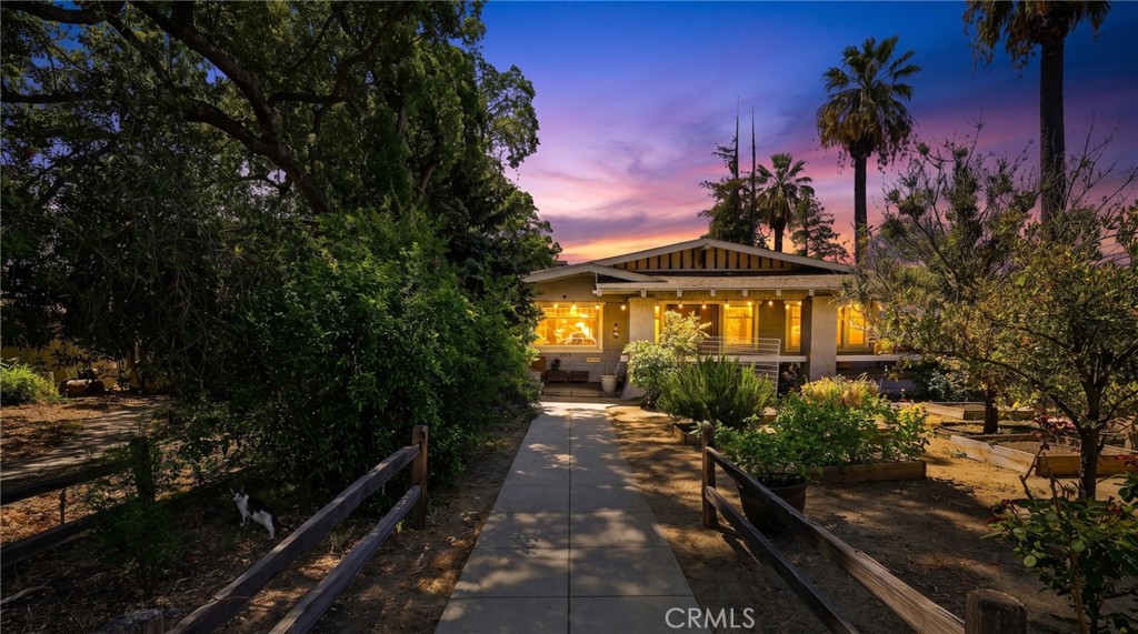 425 W E Street, Ontario, CA 91762 — photo 1