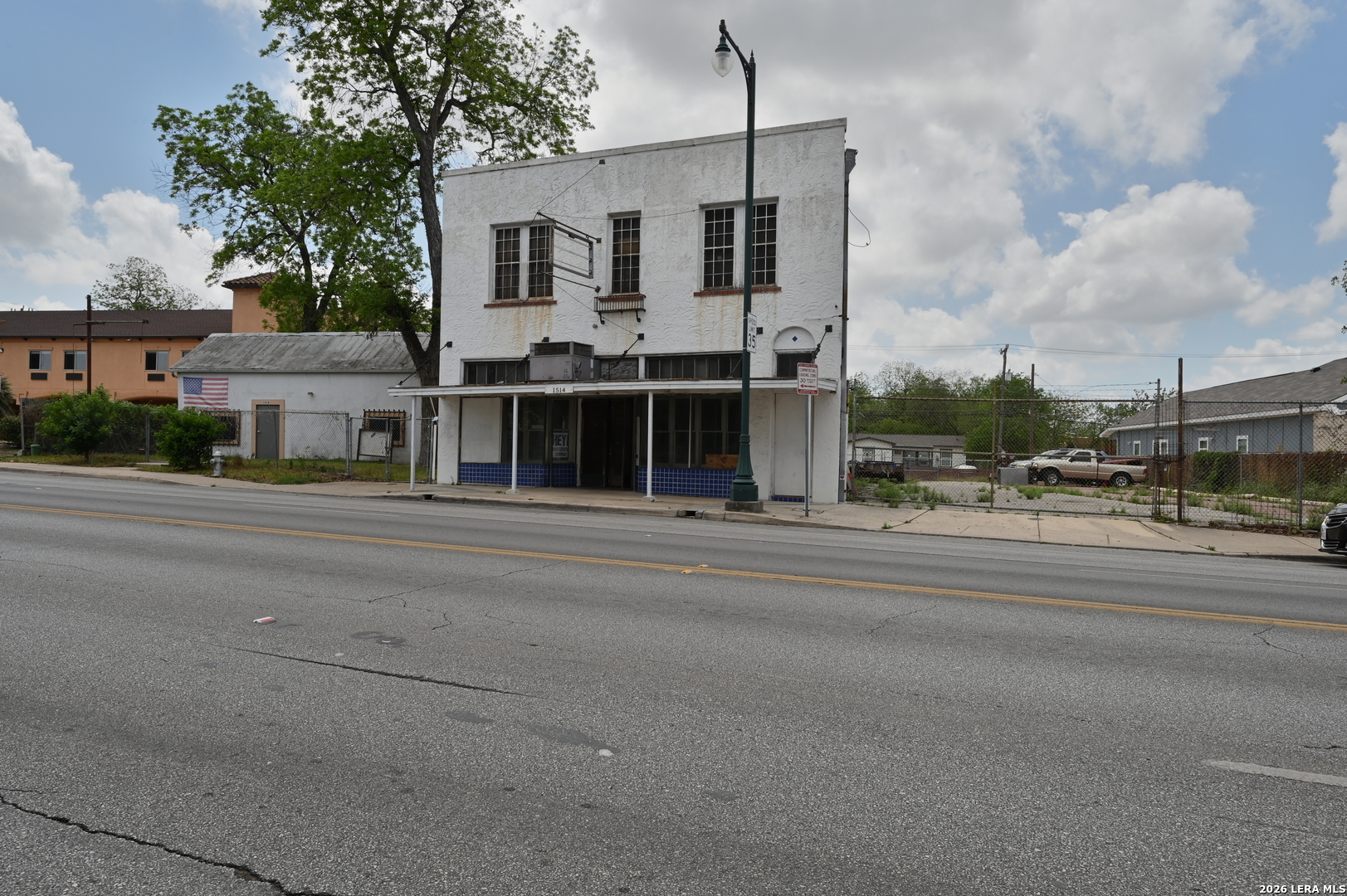 1514 E Commerce St, San Antonio, TX 78205 — photo 1
