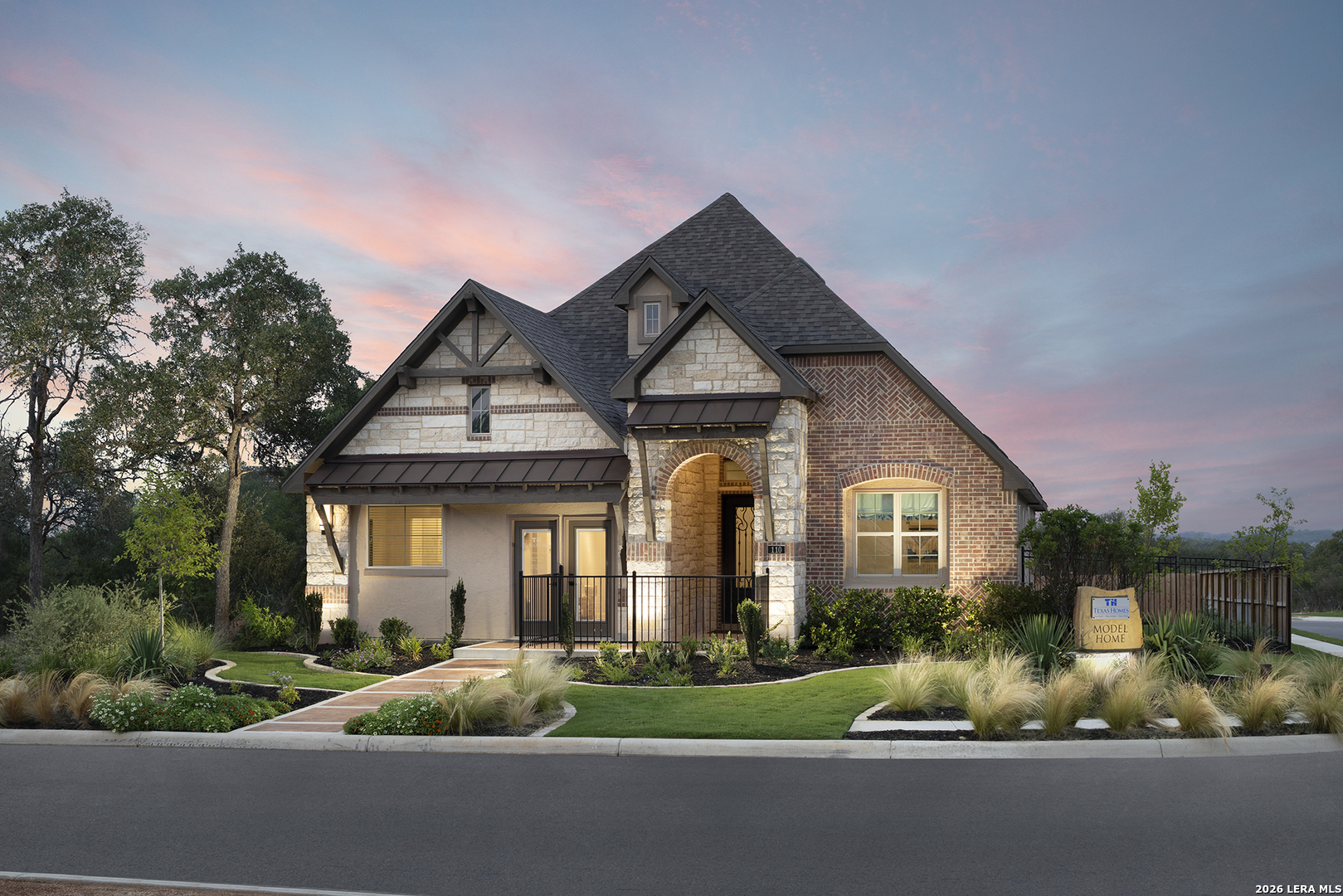 110 THUNDER GULCH CT, Castroville, TX 78009 — photo 1