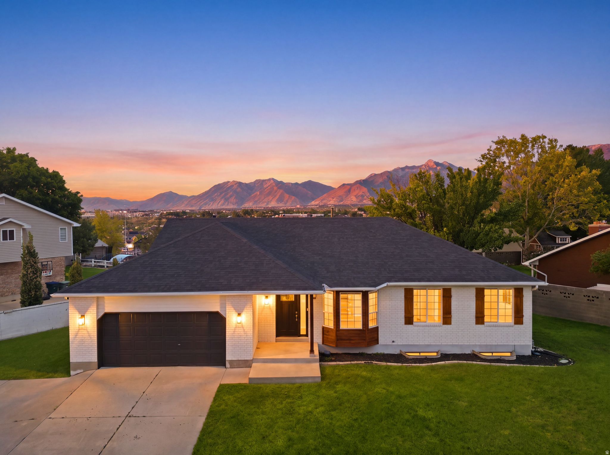 11753 S LAMPTON VIEW DR