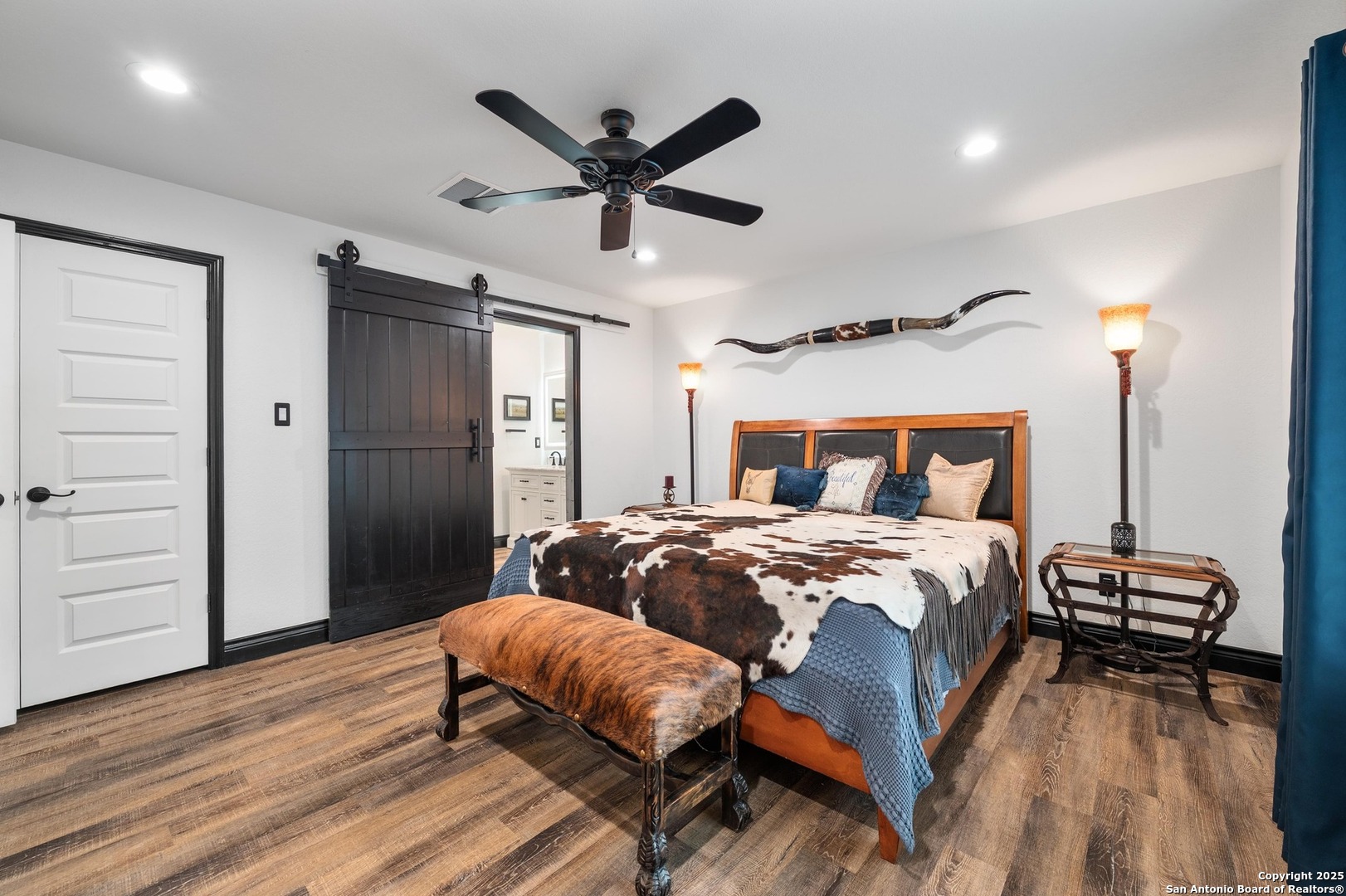 113 Timberlake, ,  78639 — photo 1