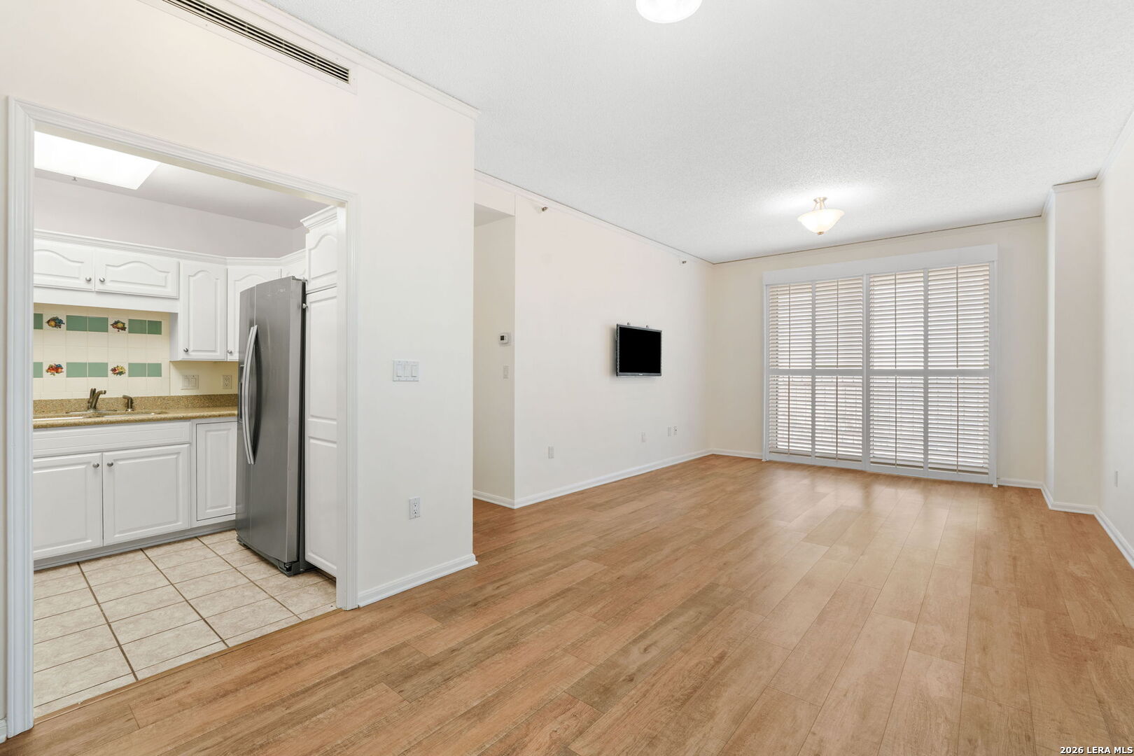 1 Towers Park Ln, San Antonio, TX 78209 — photo 1