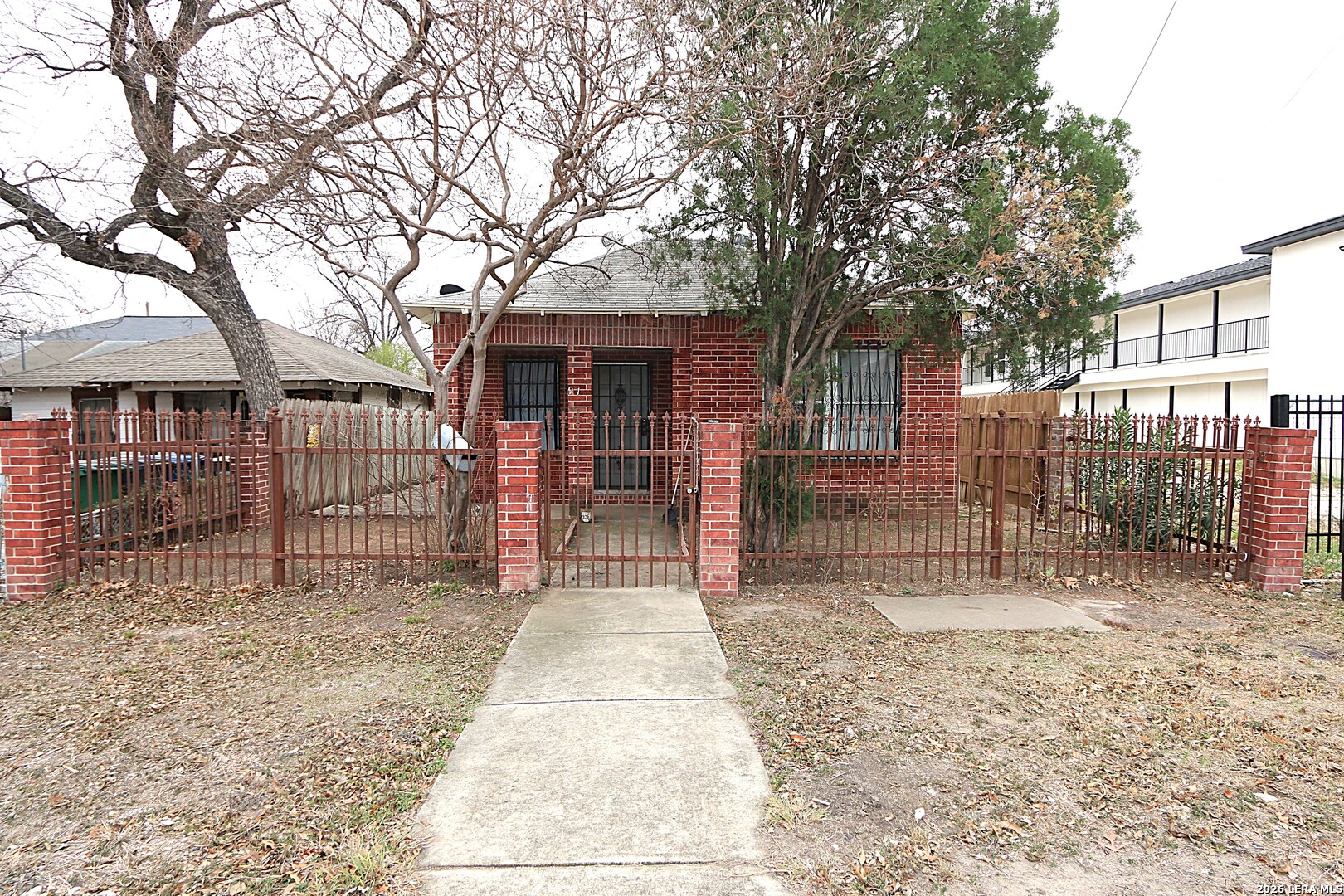 910 Culebra, San Antonio, TX 78201 — photo 1