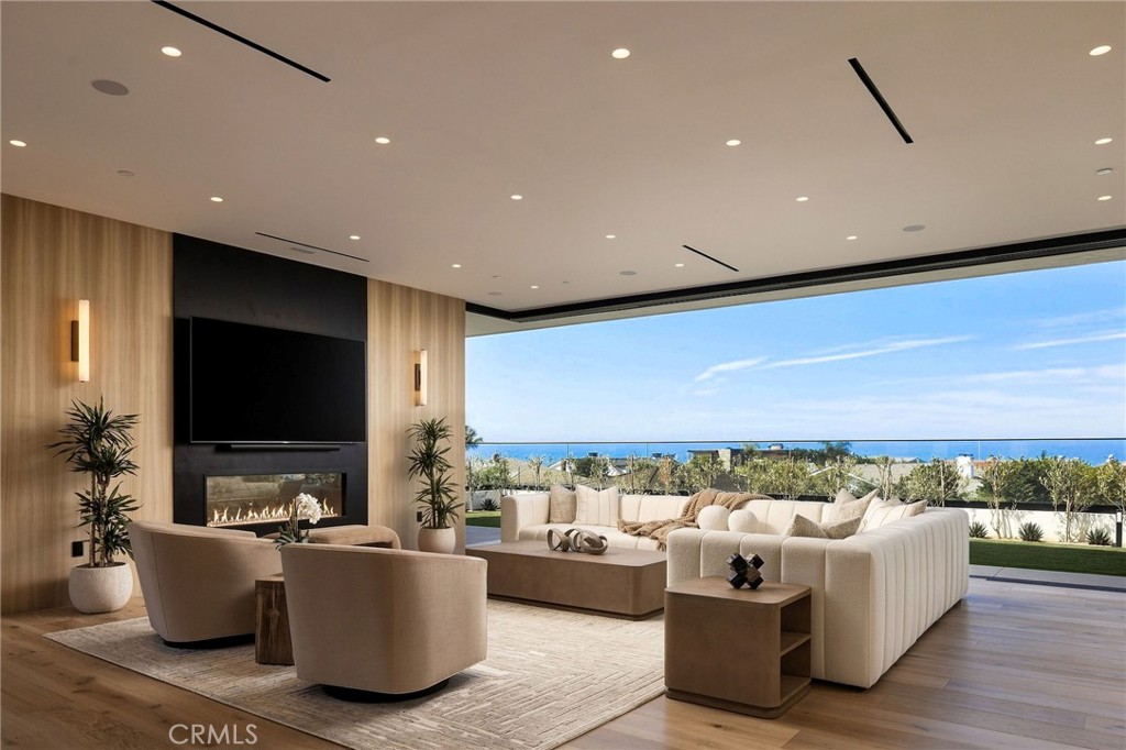 53 Montecito Drive, Corona Del Mar, CA 92625 — photo 1
