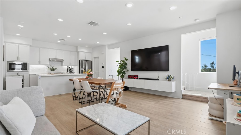 143 Fable, Irvine, CA 92618 — photo 1