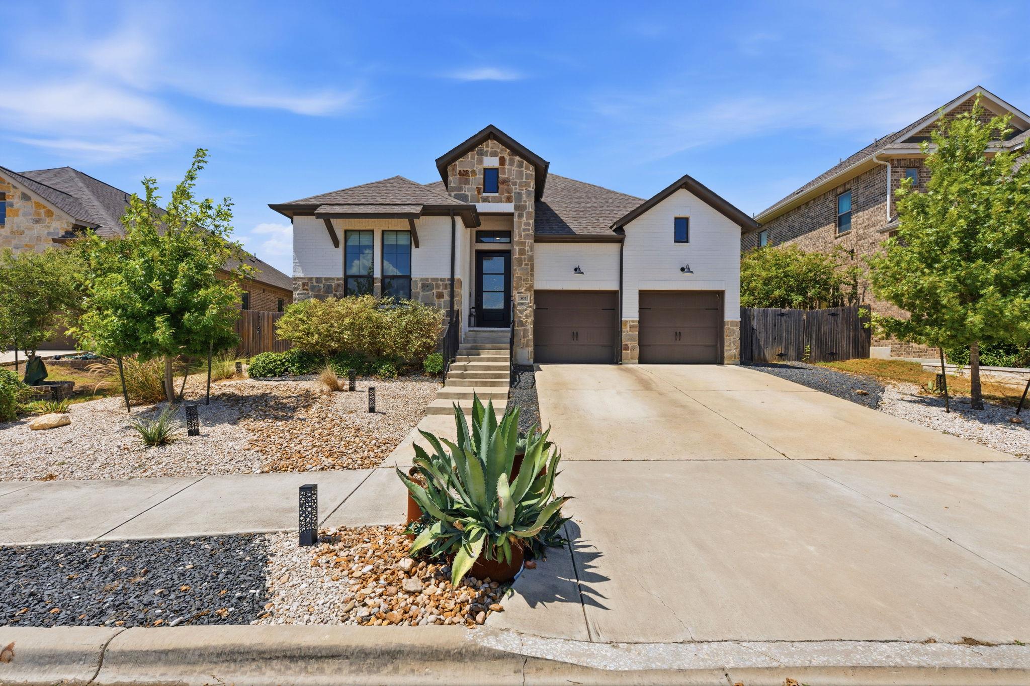 301 Carpenter Hill, Buda, TX 78610 — photo 1