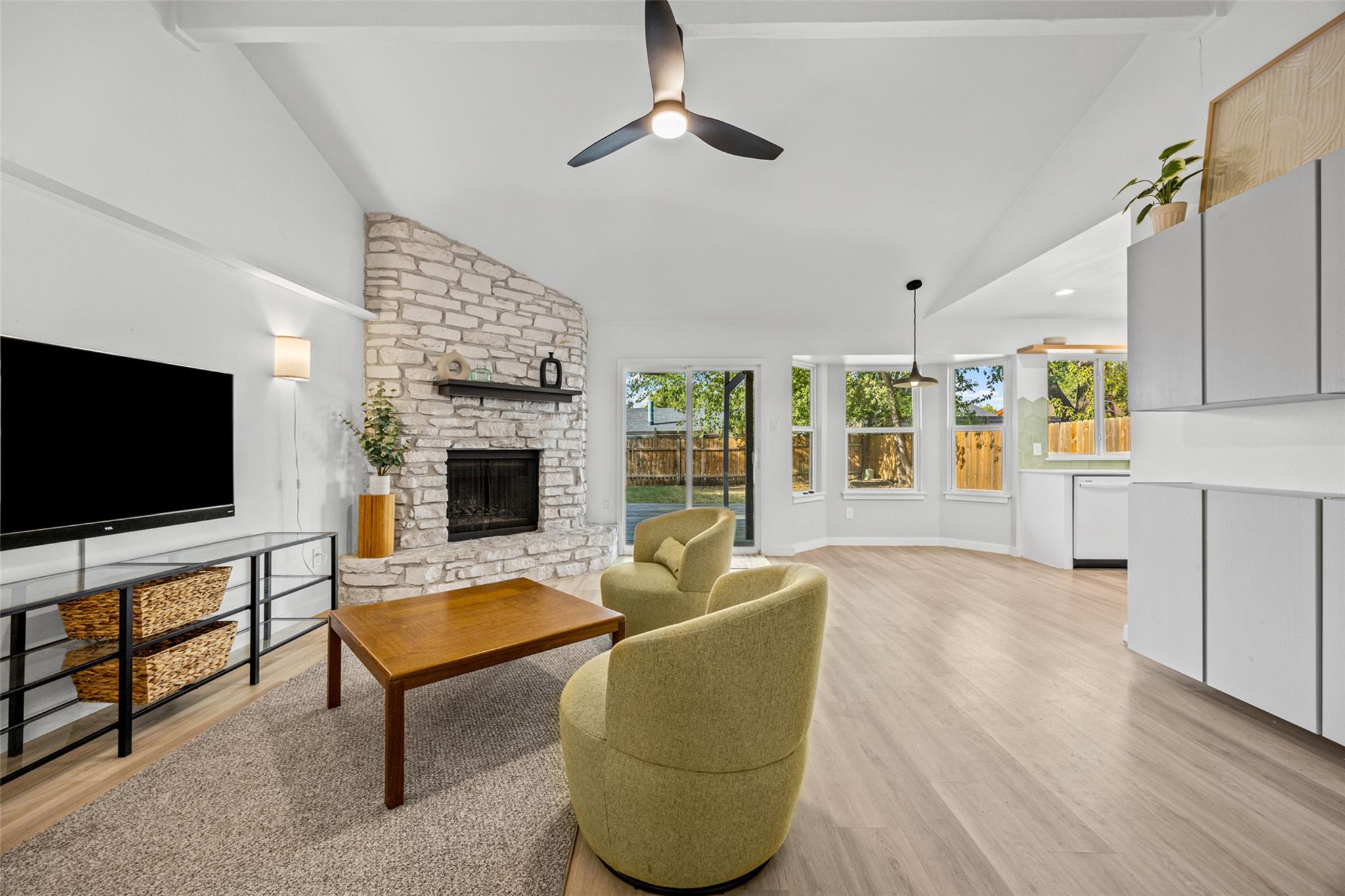 4703 Candletree, Austin, TX 78744 — photo 1