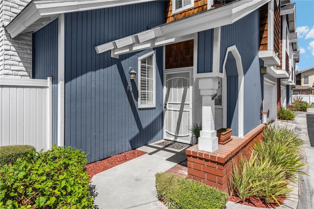 2210 Pacific Ave. #F1, Costa Mesa, CA 92627 — photo 1