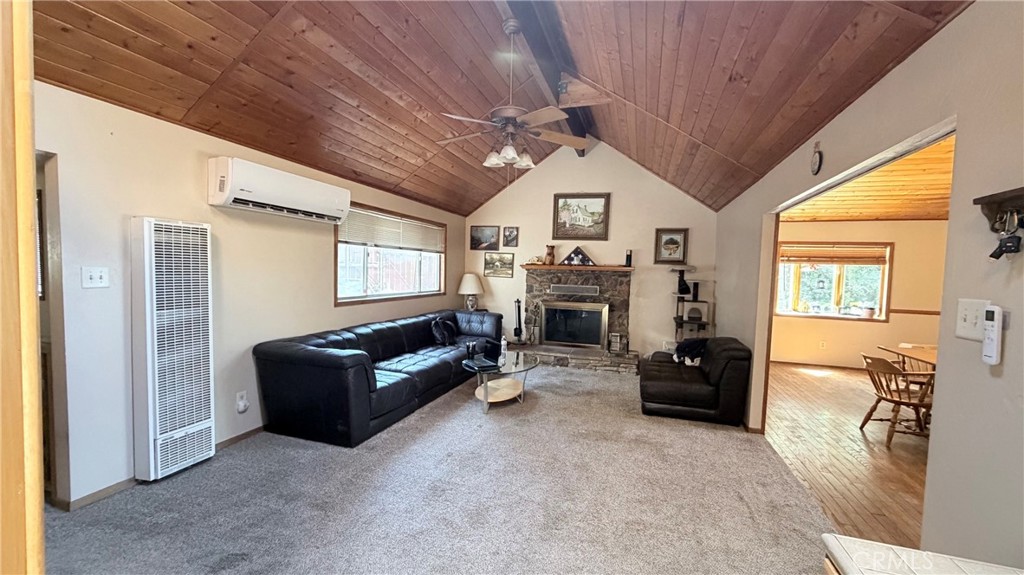 635 Acacia Dr, Crestline, CA 92325 — photo 1