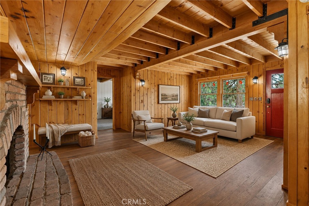 349 Golf Course, Lake Arrowhead, CA 92352 — photo 1
