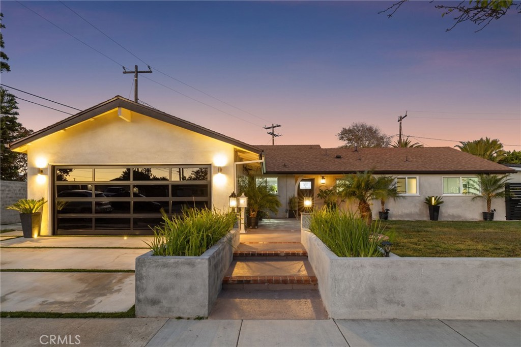 2750 San Carlos, Costa Mesa, CA 92626 — photo 1