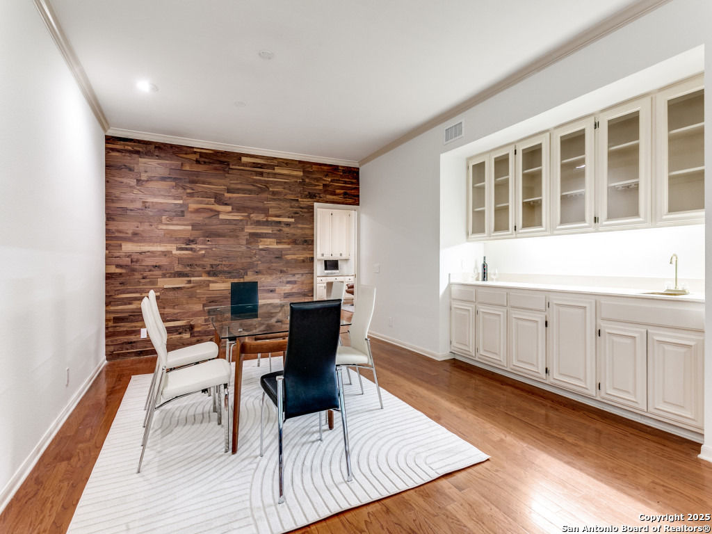 8000 DONORE PL, ,  78229 — photo 1