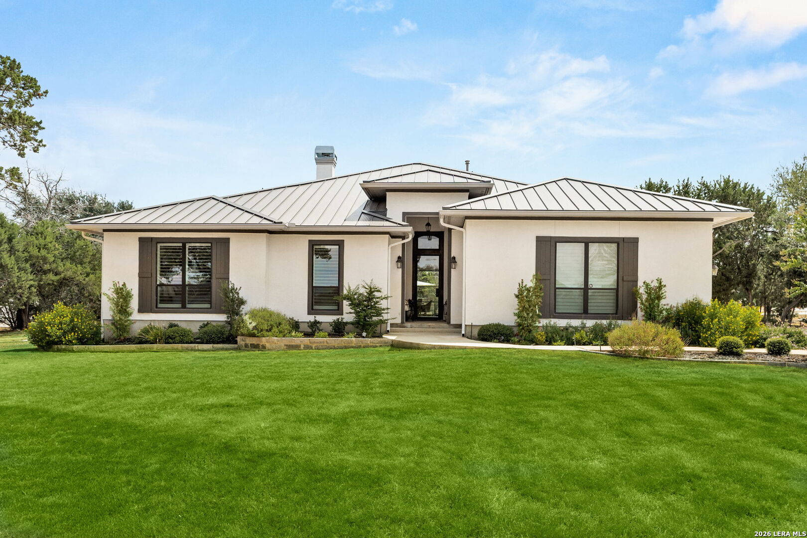 1147 POWDER RIDGE RD, New Braunfels, TX 78132 — photo 1