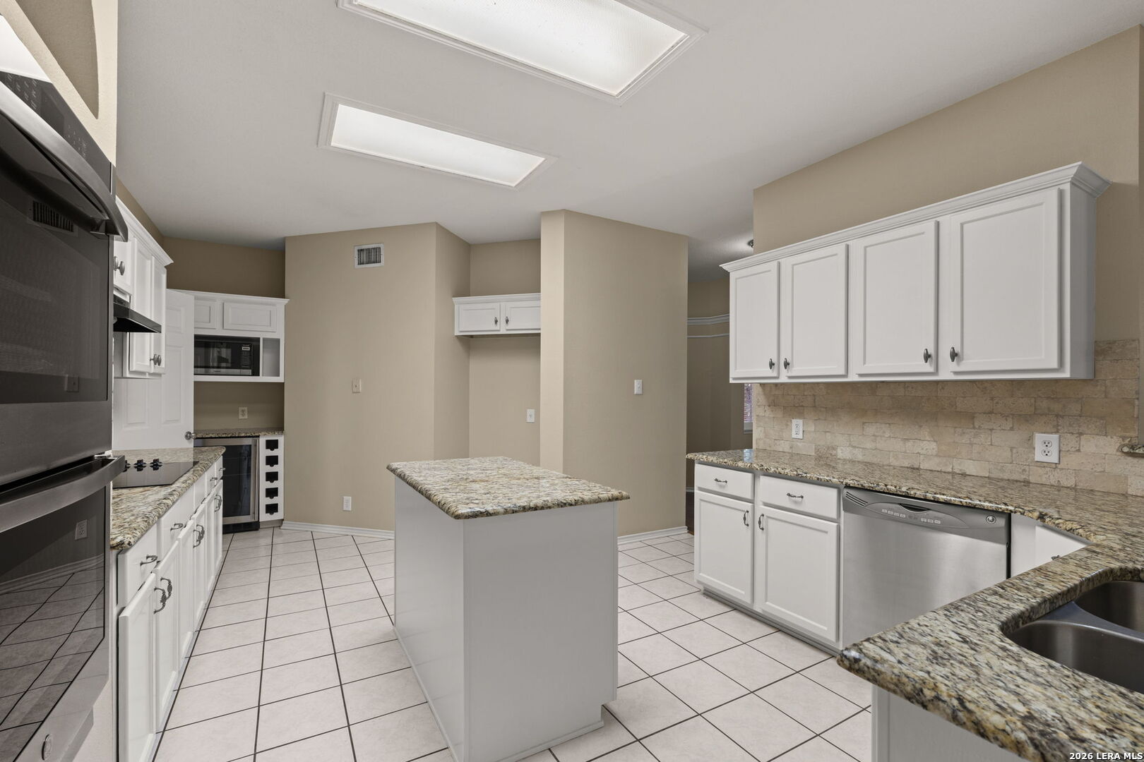 16706 Stones Throw, , 78248 — photo 1
