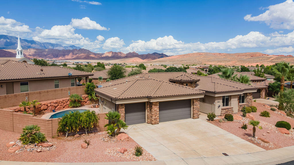 1100 W Waverley ST, Washington, UT 84780 — photo 1