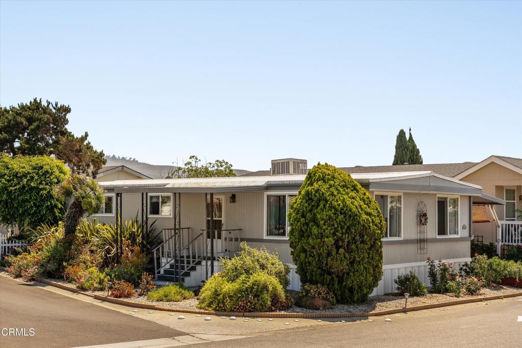 10 Wisteria Way, Ventura, CA 93004 — photo 1