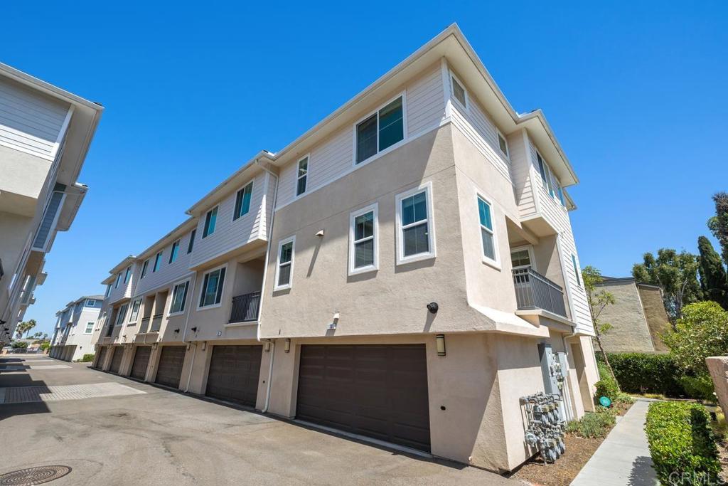 11333 Zapata Avenue 30, San Diego, CA 92126 — photo 1
