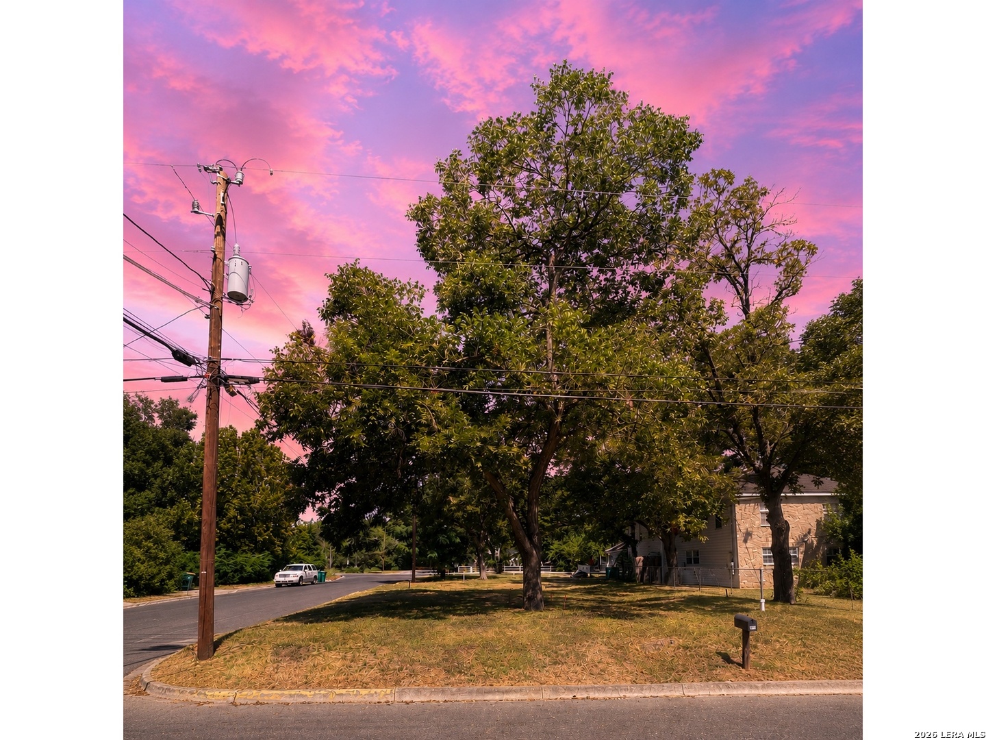 418 GRAHAM ST, Boerne, TX 78006 — photo 1