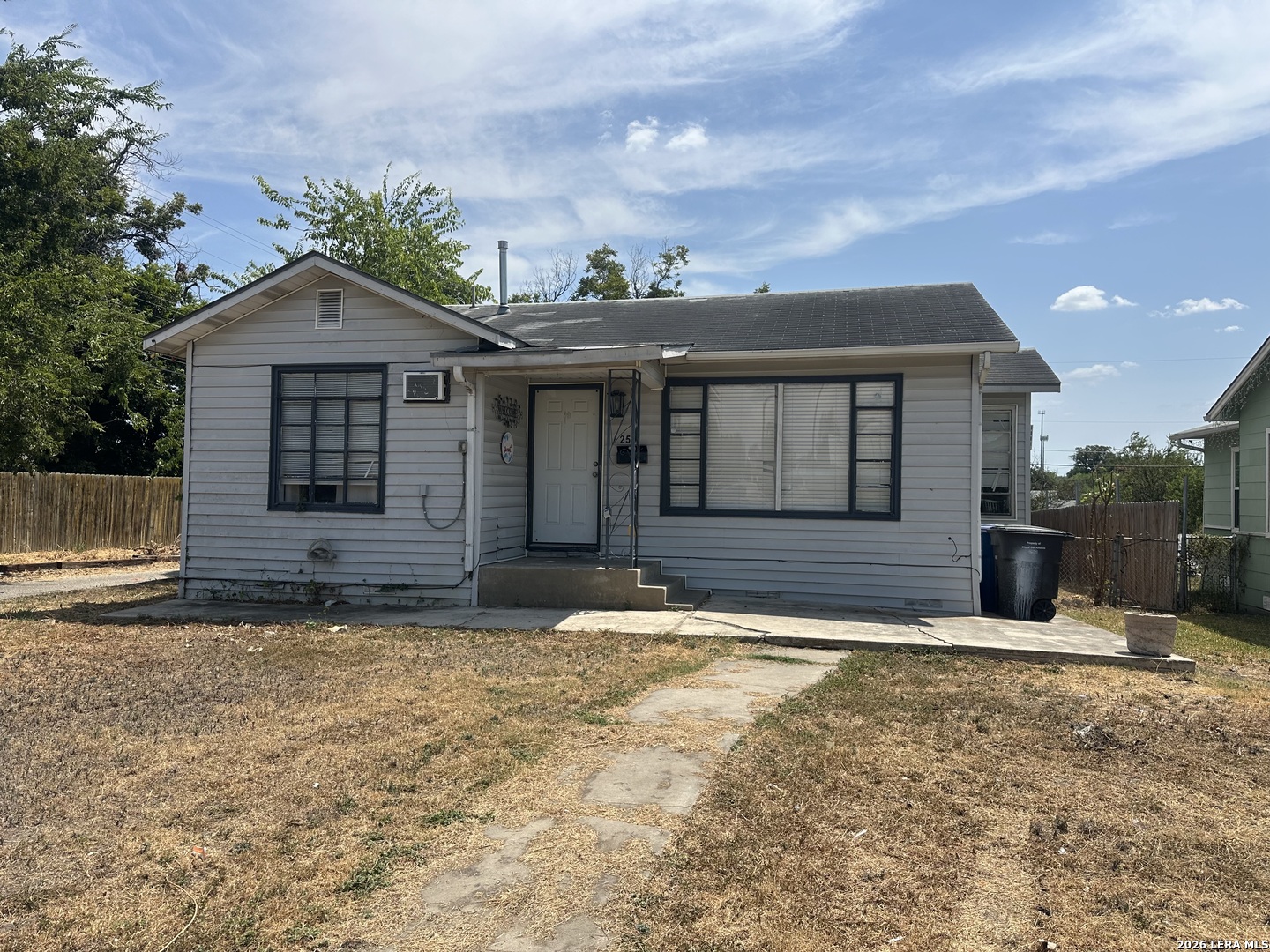 250 golden crown, San Antonio, TX 78223 — photo 1