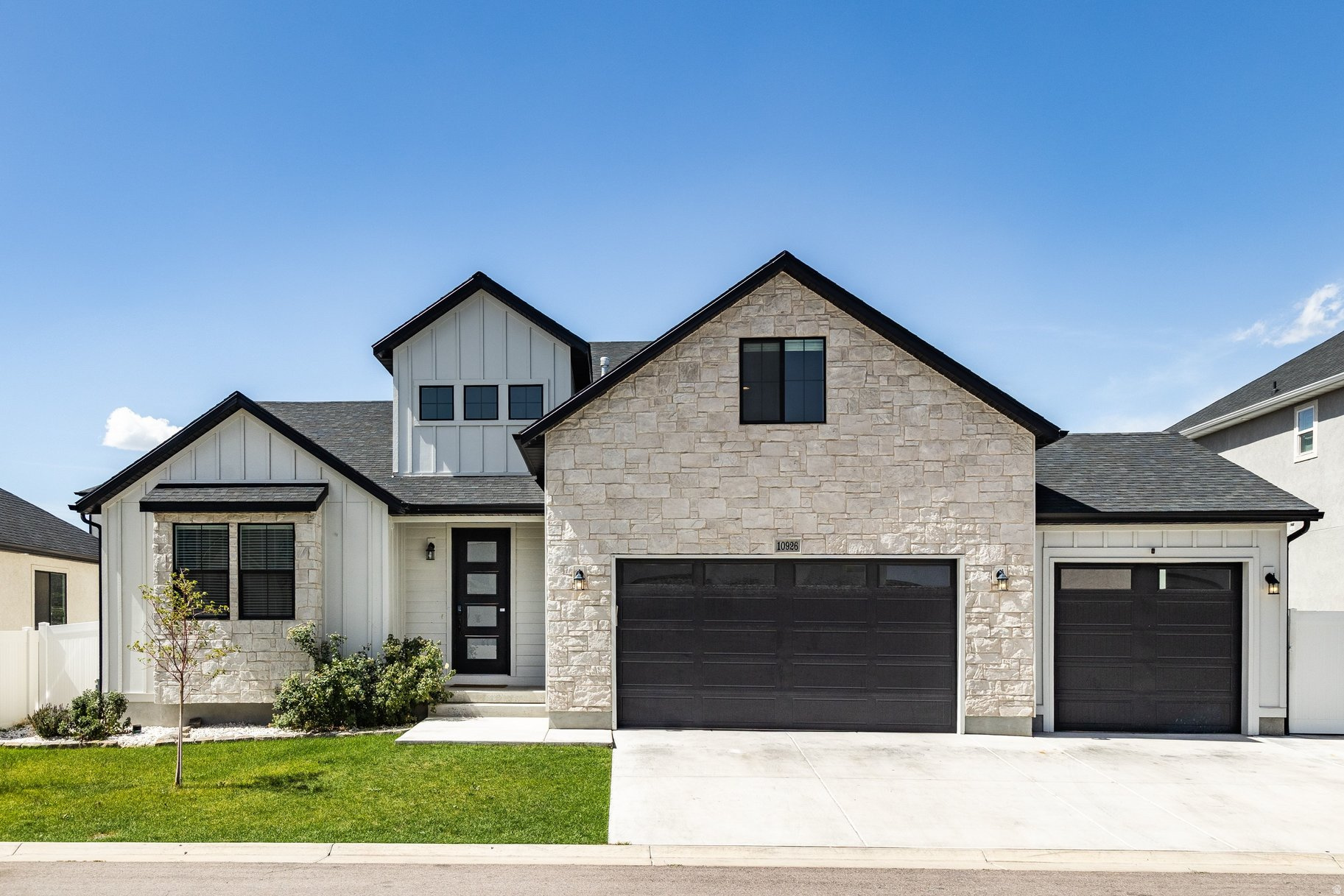 10926 S GLAMIS DUNE DR, South Jordan, UT 84009 — photo 1