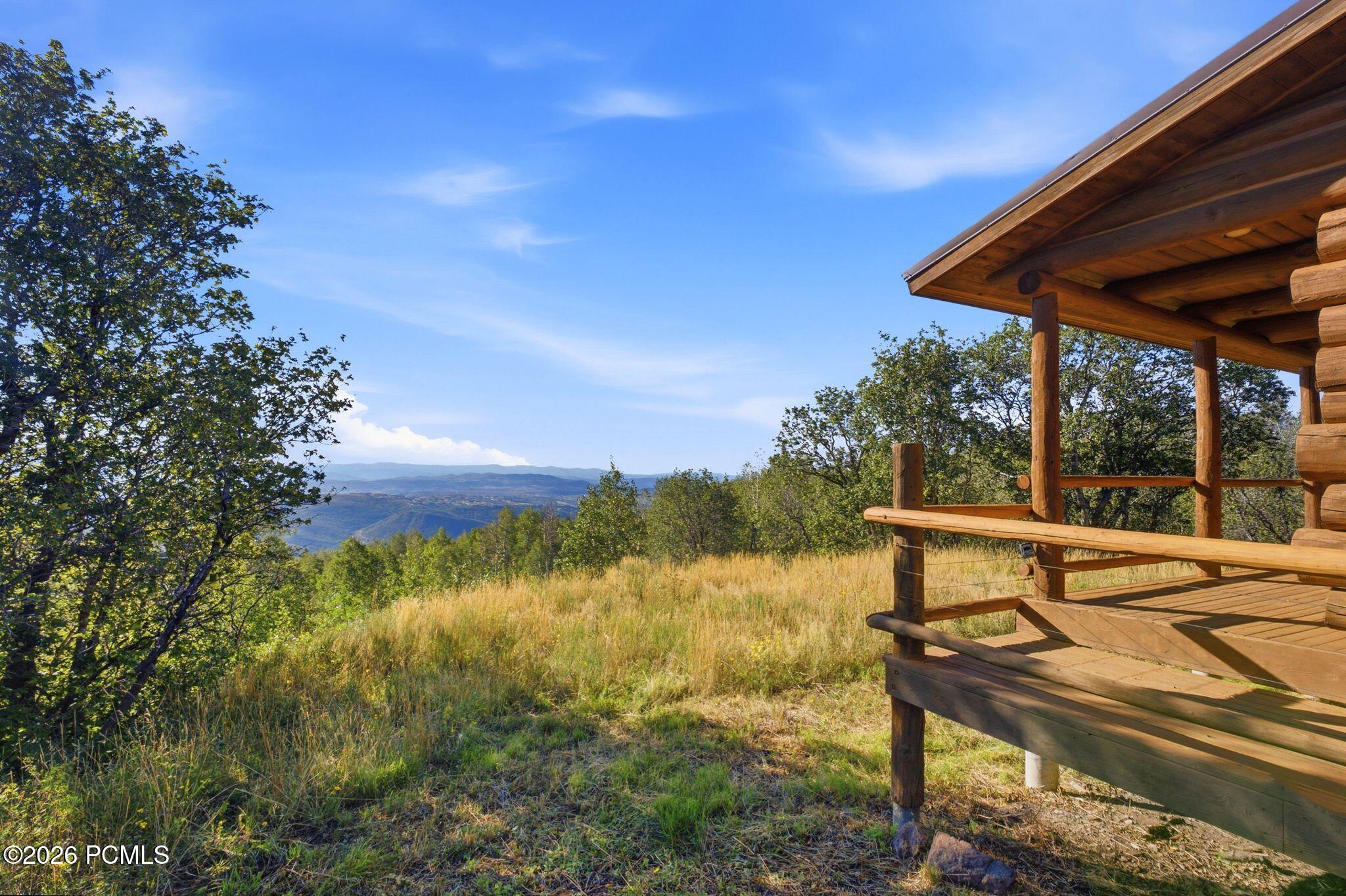 2440 Valley View