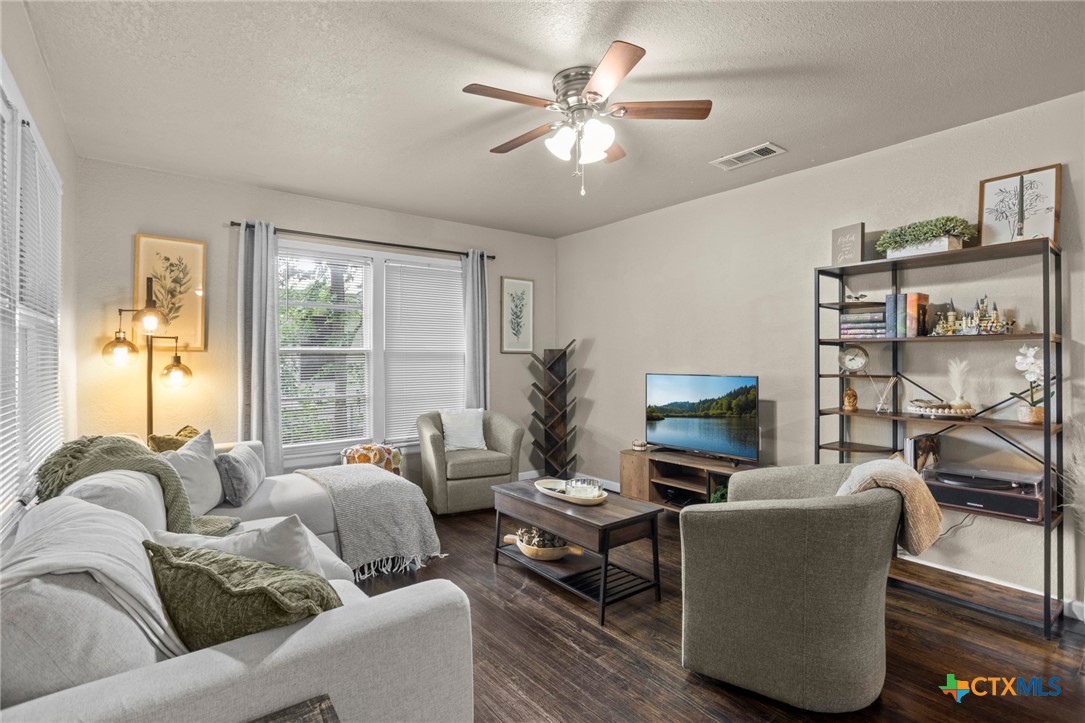 1825 S 39TH ST, Temple, TX 76504 — photo 1