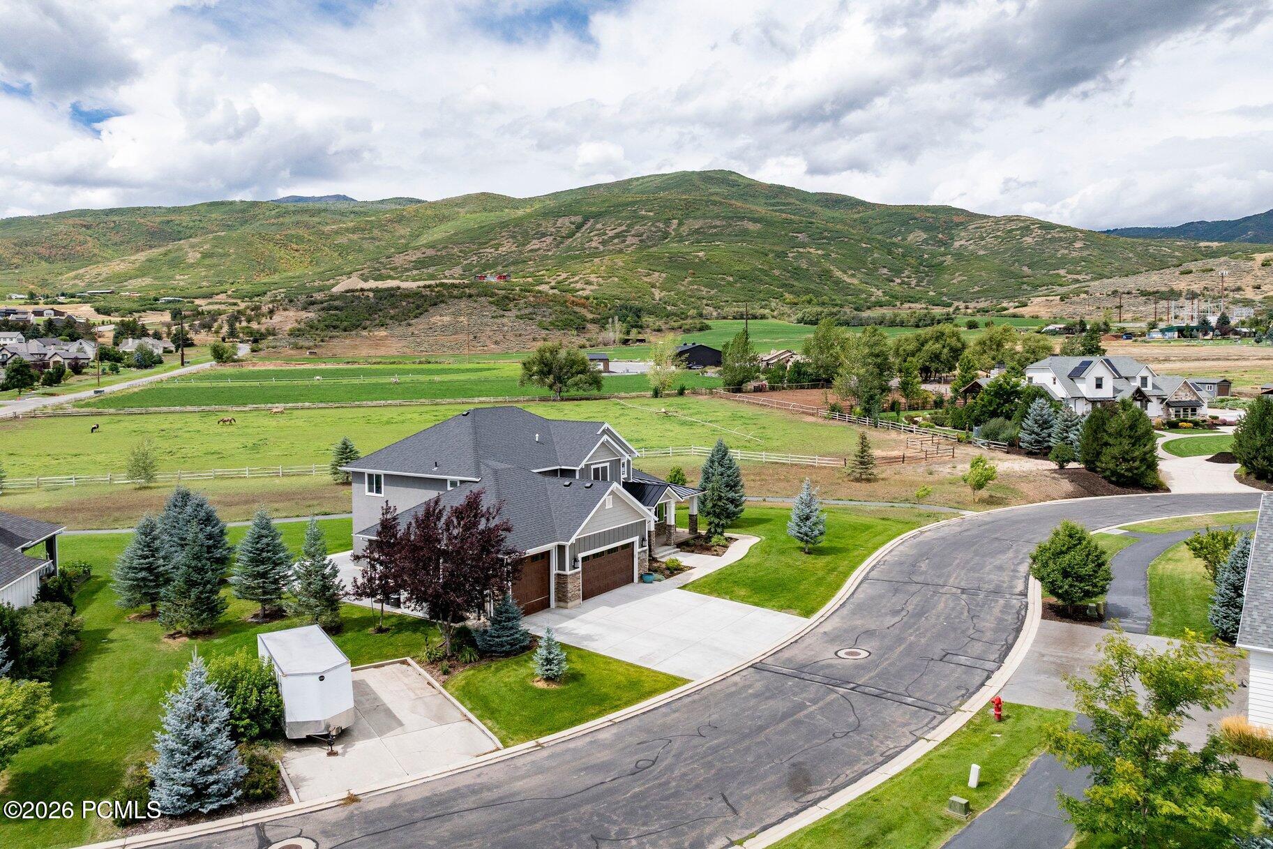 570 W Cascade Meadows Loop, Midway, UT 84049 — photo 1